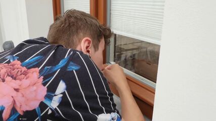 Young Twinks Bareback Peep